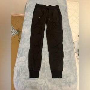 Lululemon studio dance jogger